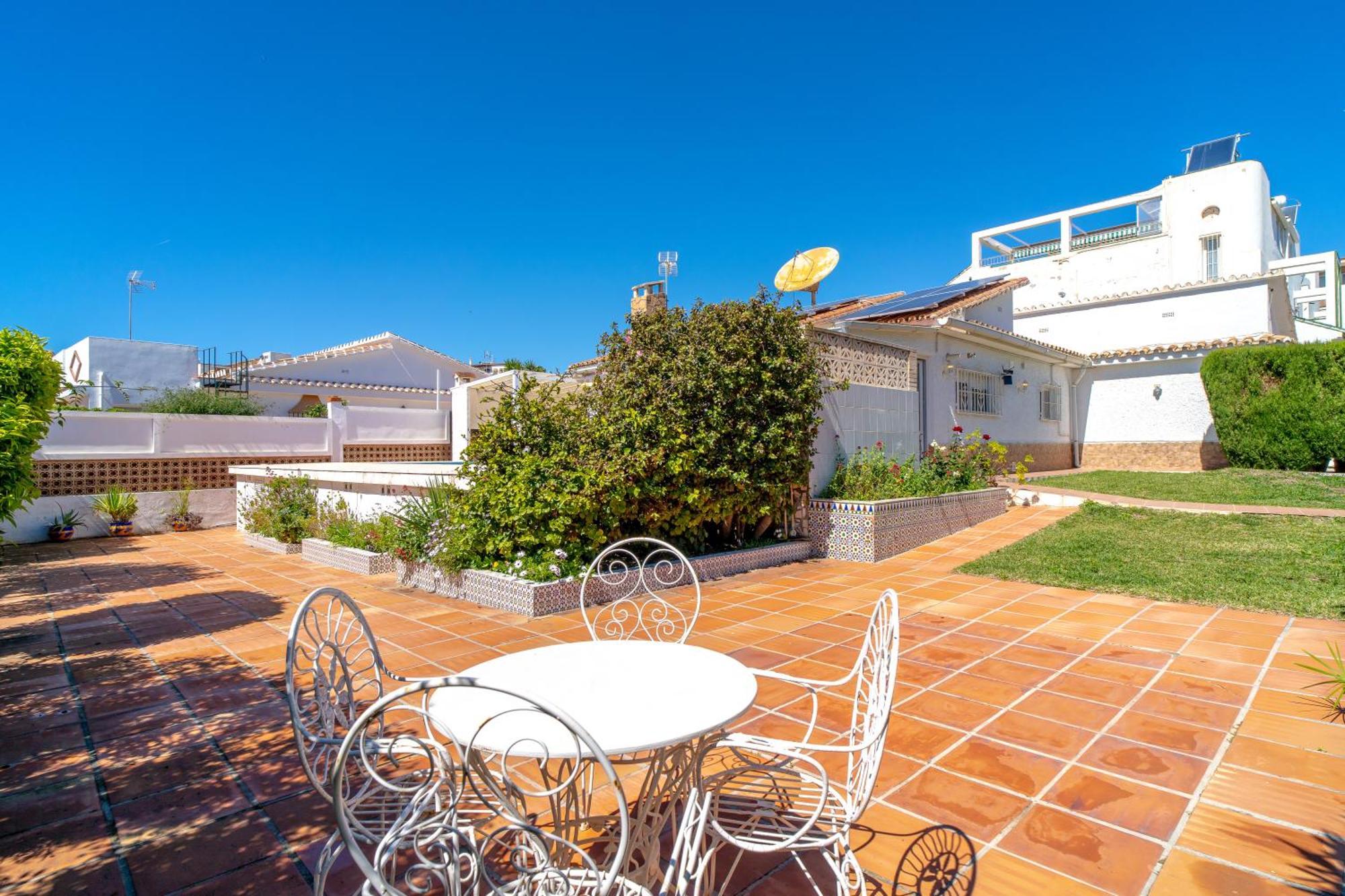 Villa Sevilla Casasol Nerja Exterior foto